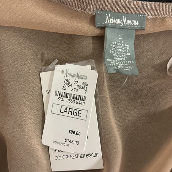 Sweater - Picture 3 of 3